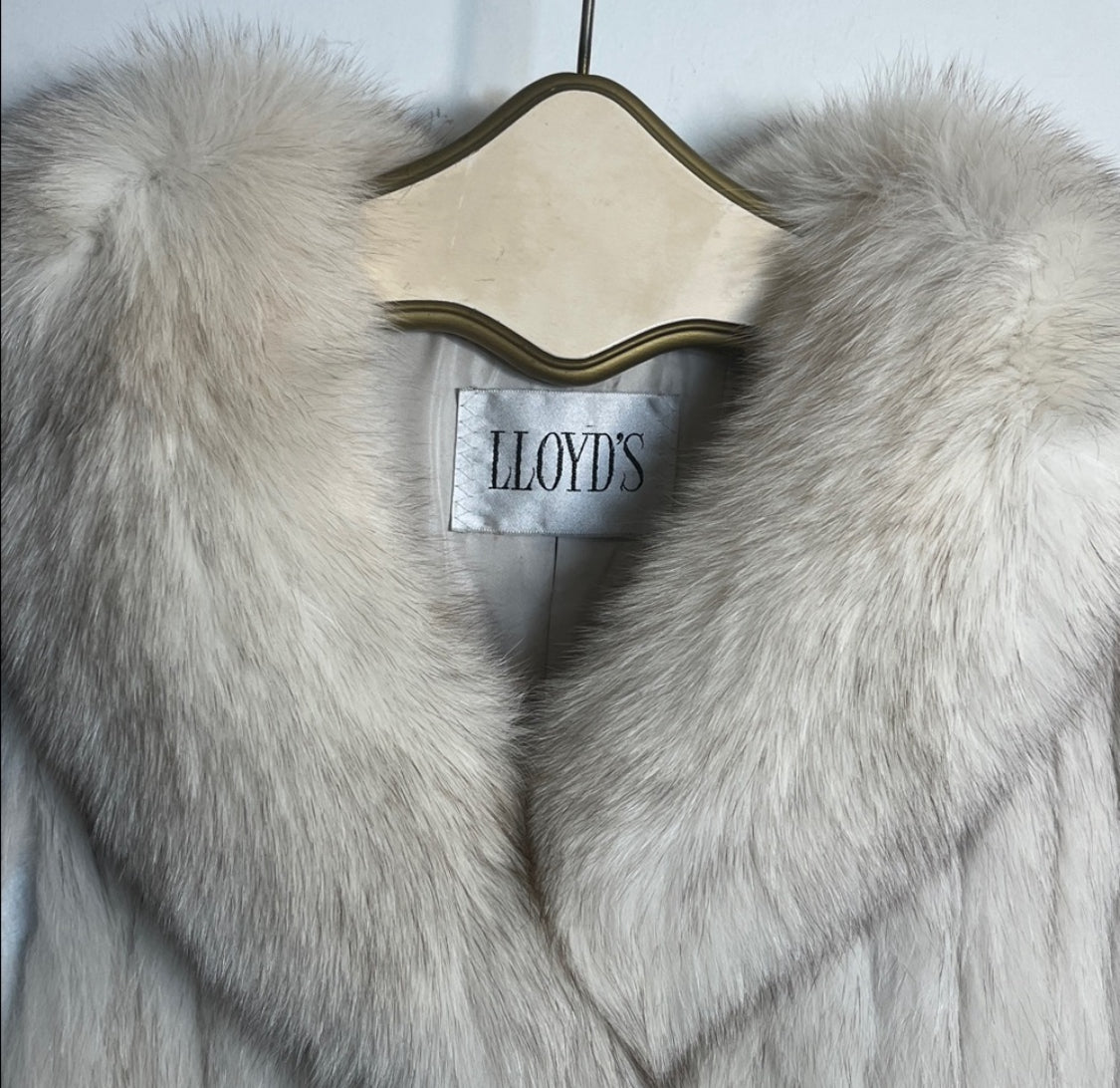 Women's Luxurious Genuine Blue Fox Fur Coat