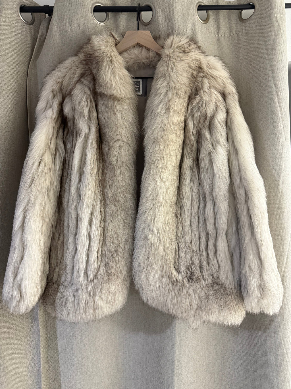 Luxurious Genuine Saga Blue Fox Fur Coat